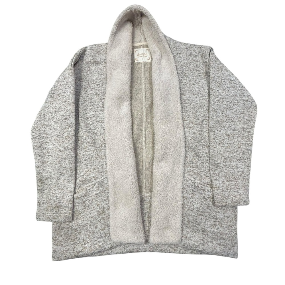 Altar'd State Women’s Cream and Tan Sweater Cardigan Small‎ Oversized